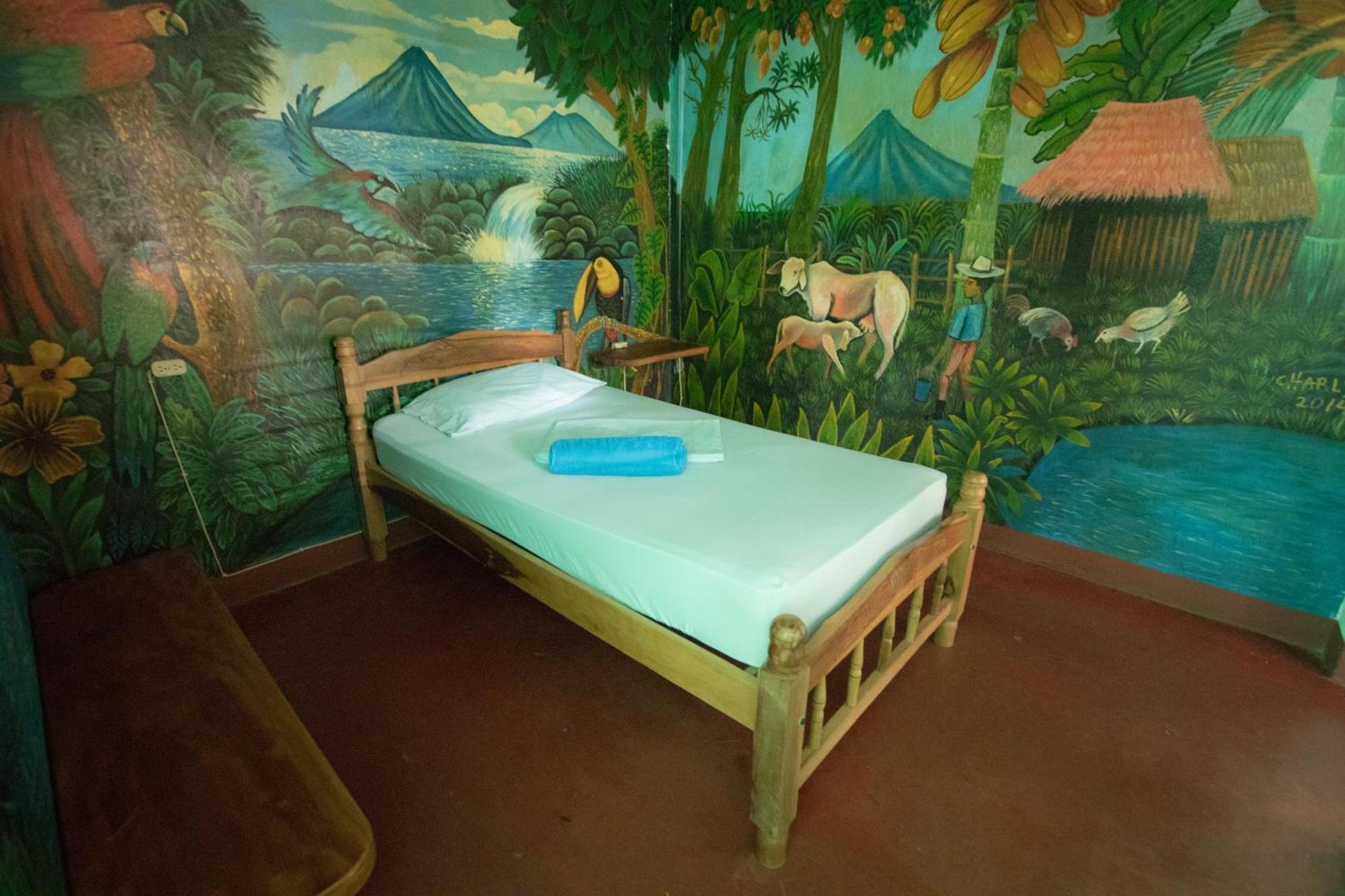 Hostel Life Is Good Moyogalpa Exterior foto